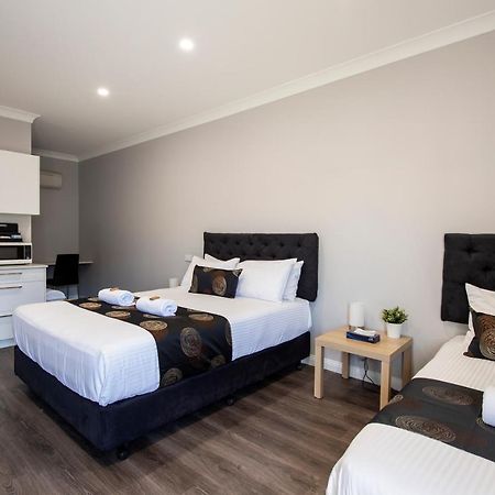 City Centre Motel Hotel 포트피리에 외부 사진